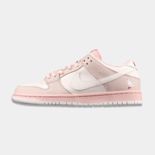 SB DUNK PIGEON