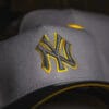 NEW ERA 9FORTY NEW YORK YANKEES WORLD SERIES 2009 TWO TONE / YELLOW UV - Image 2