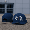 NEW ERA 9FORTY MLB NY YANKEES | LA DODGERS WS 1981 NAVY / SCARLET UV CAP AJUSTABLE - Image 9