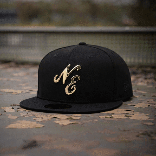 New Era Script Mini Metal Badge Black 59FIFTY Fitted Cap