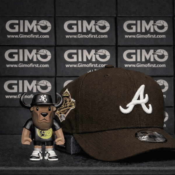 Ajustable New Era 59FIFTY Atlanta “Chocolate Milk” – Red Underbrim