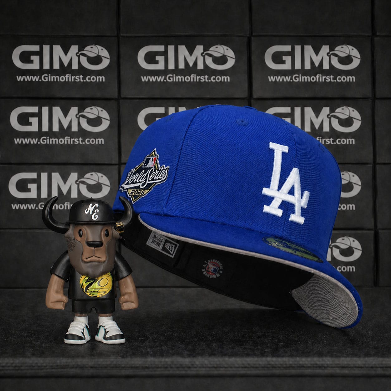 bleu final Los Angeles Dodgers New Era Royal 2025 World Series Side Patch 59FIFTY Fitted Hat - Image 1